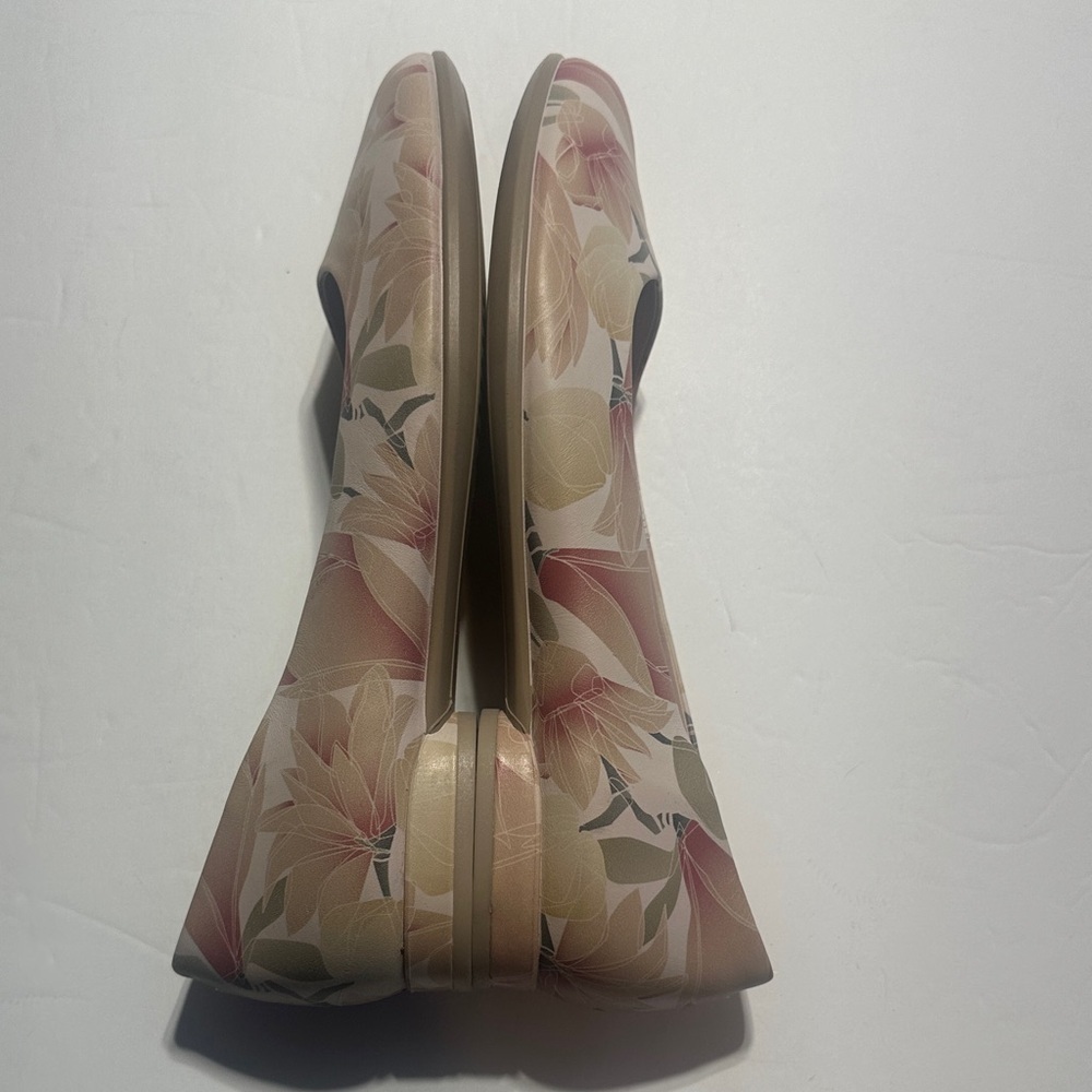 ECCO Anine Ballerina leather Floral light green Cream and Pink round toe shoes - Picture 4 of 8